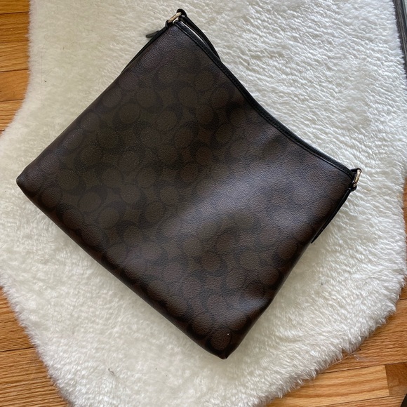 Coach Crossbody Purse - Picture 2 of 4